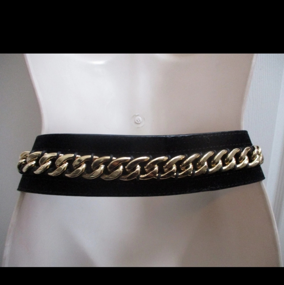 Zara Womens Wide Velvet Chain Belt Sz M🏖